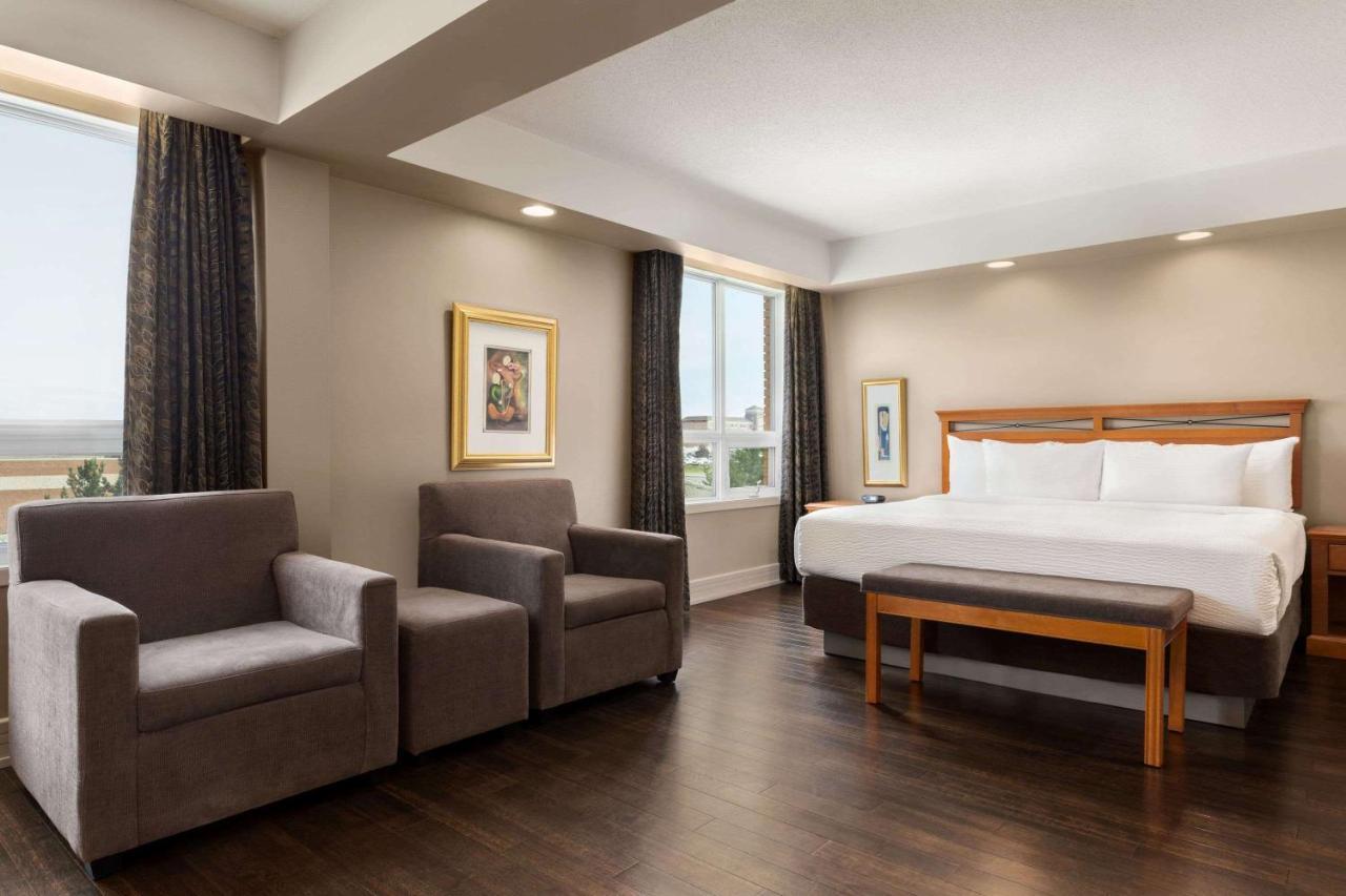 Royal Hotel Calgary, Trademark Collection By Wyndham Kültér fotó